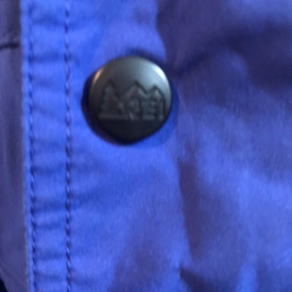 Rei mens blue waterproof jacket - Picture 8 of 11